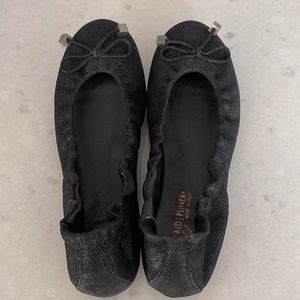 Black Distressed Metallic Flats